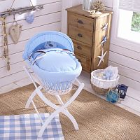 колыбель-переноска gift wicker moses basket белая, голубое белье в Новосибирске