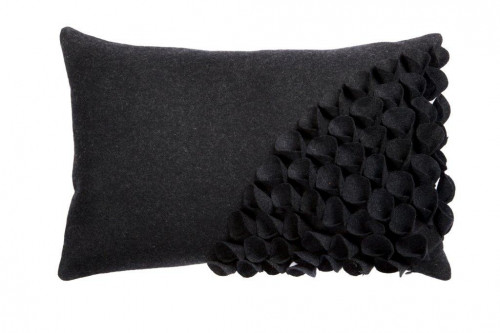 подушка с объемным узором alicia dark gray в Новосибирске